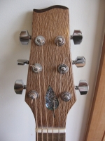 Rewa rewa headstock